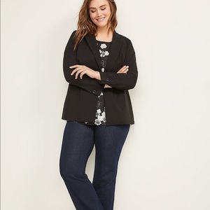 1 button “The Bryant blazer” in like new condition. Worn once. Great condition!